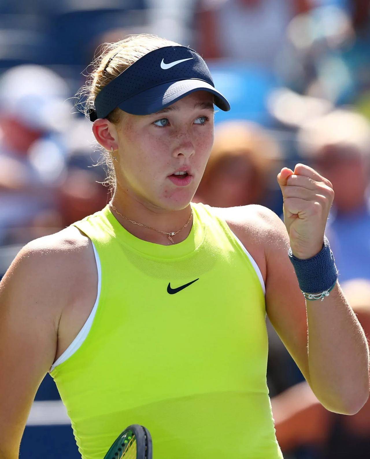 顺下球员掩 顺下球员掩