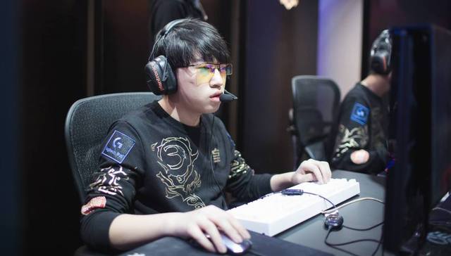 后通过二次 后通过二次